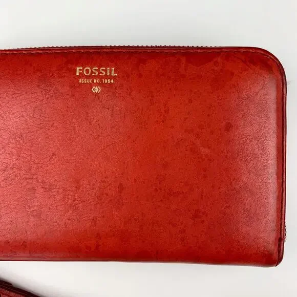 Fossil Red Leather Wallet Zip Around Wristlet Strap - Picture 2 of 8